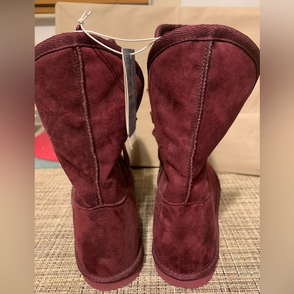 Maroon short boots - NEW NWT size 9 furry inside! - Picture 6 of 9